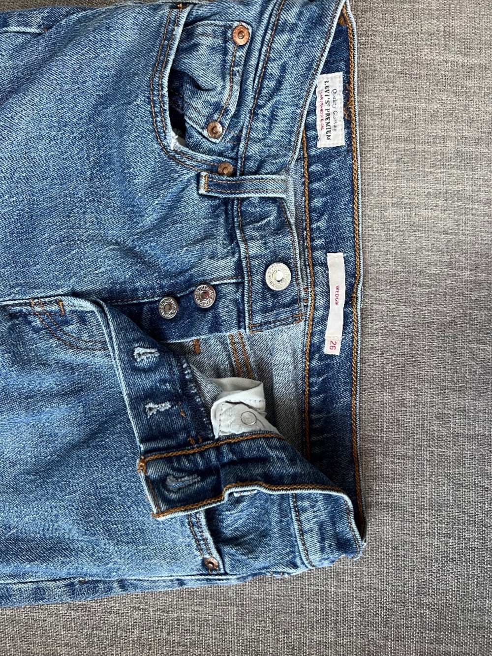 Levi’s premium wedgie straight Jean